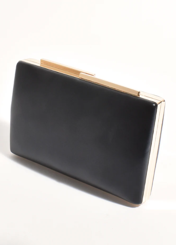 Essential Structured Clutch